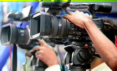 World's journalist day is celebrated on 02 july 2024.