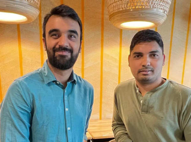 Insurtech startup Covrzy gets broking license from IRDAI.
