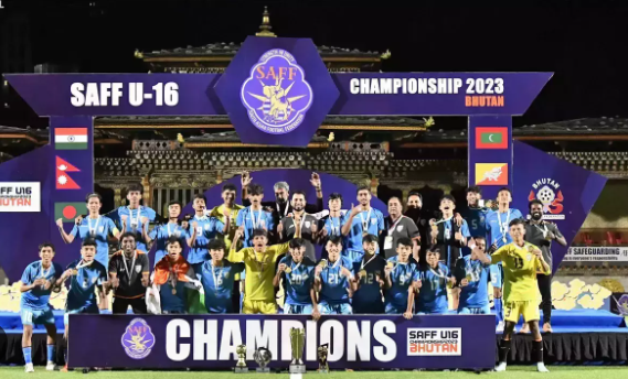 Football: India Clinches SAFF U-17 Championship 2024, Beats Bangladesh 2-0.
