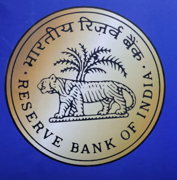 The RBI has introduced a new 15-day credit reporting rule, effective from January 1, 2025.