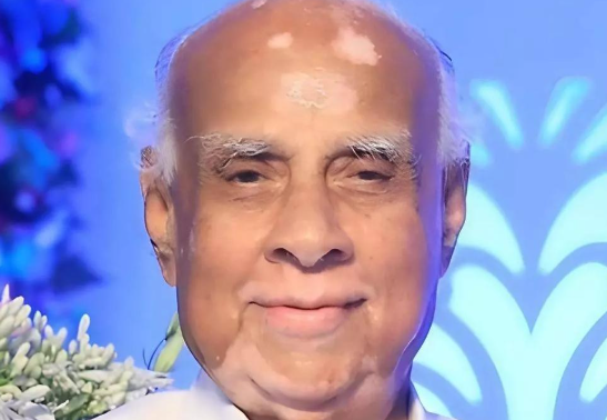 H. Lakshmanan, the former Executive Director of TVS, has passed away.