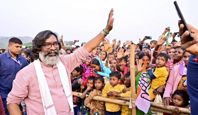Jharkhand CM Hemant Soren Launches Maiyyaan Sampan Yojana.