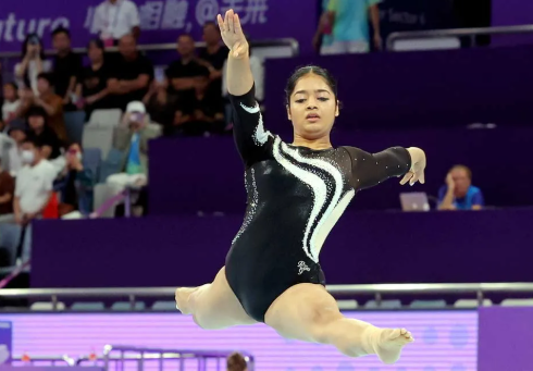Indian Gymnast Pranati Nayak Clinches Bronze in Vault Final at FIG World Cup 2025 in Turkey.