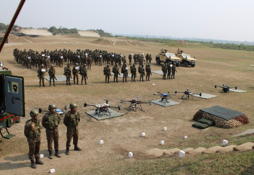 Indian Army Successfully Showcases Manned-Unmanned Teaming (MUM-T) Capability During Exercise SARVSHAKTI.