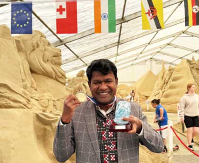 Padma Shri Awardee Sudarsan Pattnaik Becomes First Indian to Win Fred Darrington Sand Art Award.