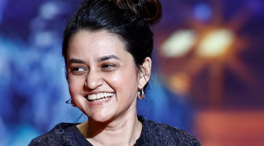 Indian Filmmaker Payal Kapadia Awarded France’s 'Officer of the Order of Arts and Letters' for Her Contribution to Cinema.