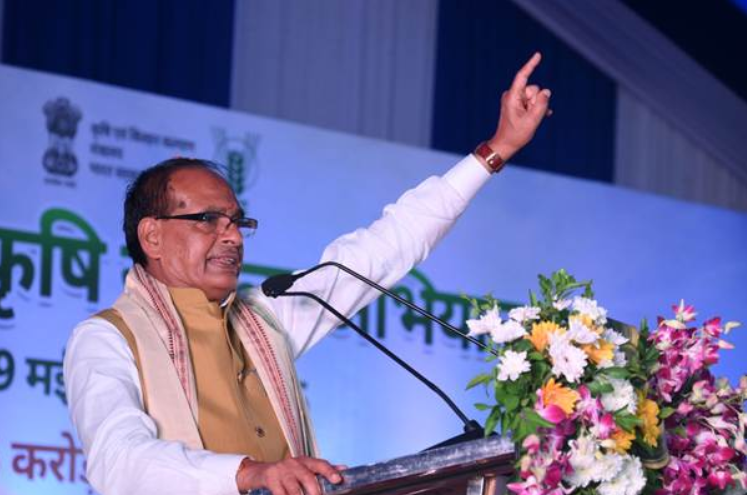 Union Minister Shivraj Singh Chouhan Unveils ‘VKSA-2025’ at ICAR-CIFA in Bhubaneswar.