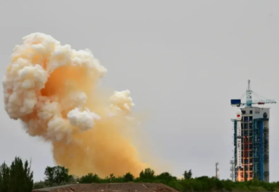 China’s Long March-4B Rocket Launches Shijian-26 Satellite for Land Survey and Environmental Monitoring.