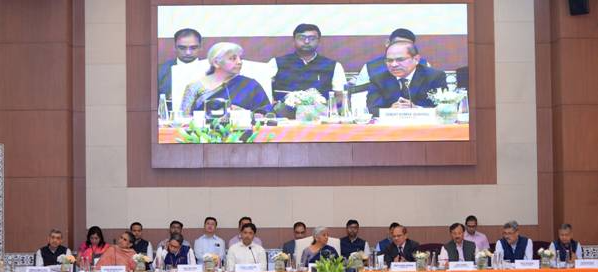 MoS Finance Pankaj Chaudhary Unveils ICETAB Export‑Inspection Device at CBIC Conclave in New Delhi.