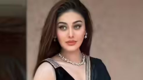 Shefali Jariwala, ‘Kaanta Laga’ Star, Dies at 42 in Mumbai.