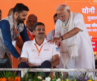 PM Modi visited Varanasi, inaugurated ₹2,200 crore projects and released PM-Kisan funds.