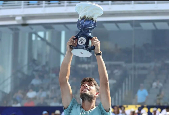 Carlos Alcaraz Clinches First Cincinnati Open Title After Jannik Sinner Retires.