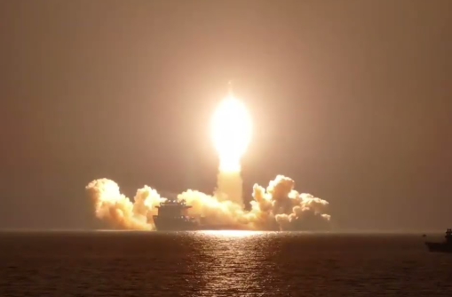 GeeSpace Launches 11 Satellites for Geli Constellation Using Smart Dragon-3 Rocket from Shandong, China.