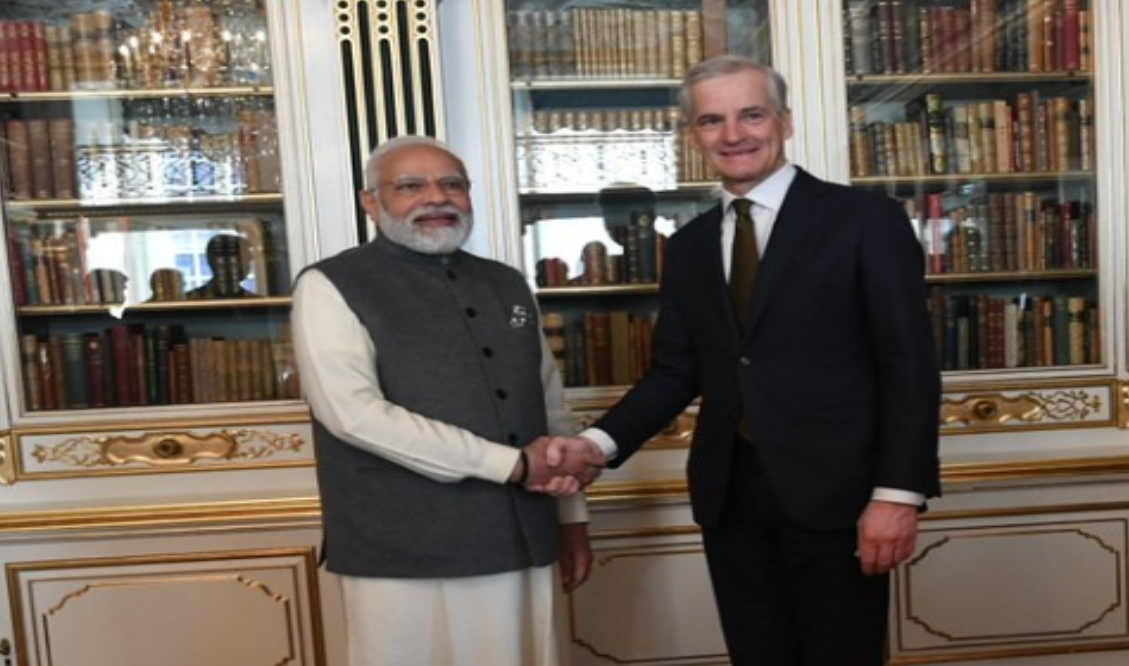 Jonas Gahr Støre Secures 2nd Consecutive Term as Prime Minister of Norway.