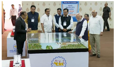 Cochin Shipyard Signs MoU with HD Korea Shipbuilding for Strategic Shipbuilding Collaboration.