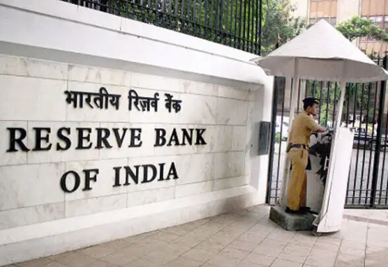 RBI Issues New Basel III Directions 2025 on Perpetual Debt and Small Business Loan Regulations.