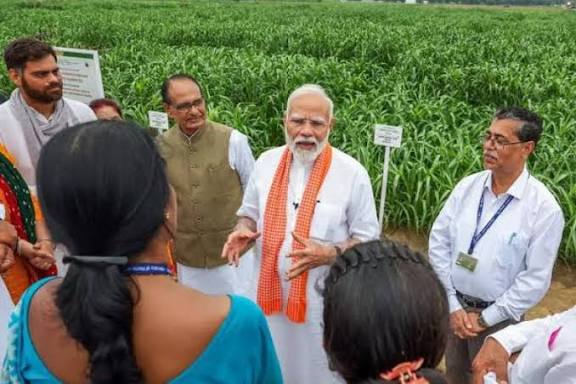Cabinet approves Rs 3.7 lakh crore for PM-PRANAM scheme to promote natural farming.